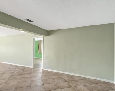 1753 W Terrace Drive - Photo Thumbnail 13