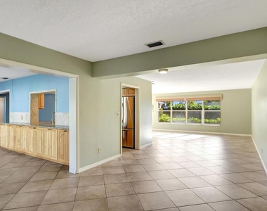 1753 W Terrace Drive - Photo Thumbnail 14