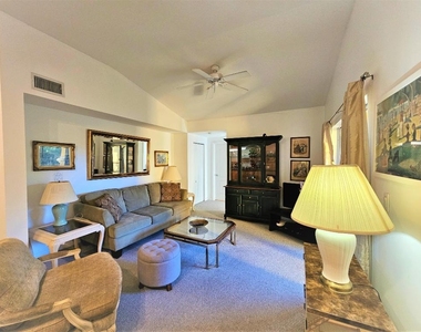 5050 Fairways Circle - Photo Thumbnail 11