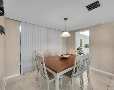 3492 Ne Causeway Boulevard - Photo Thumbnail 5