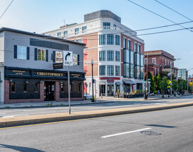 205 Walden St - Photo Thumbnail 14
