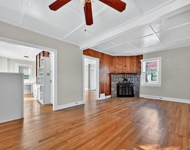 171 West Street - Photo Thumbnail 10