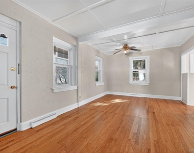171 West Street - Photo Thumbnail 8