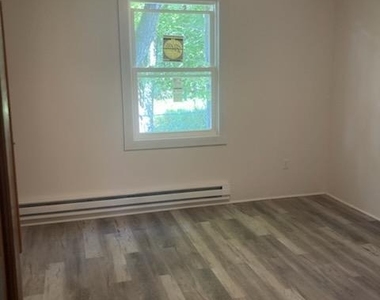 42 Hillside Avenue - Photo Thumbnail 9