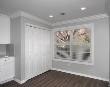 69 Overlook Drive - Photo Thumbnail 3