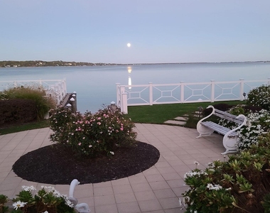 62 Canoe Place Road - Photo Thumbnail 25