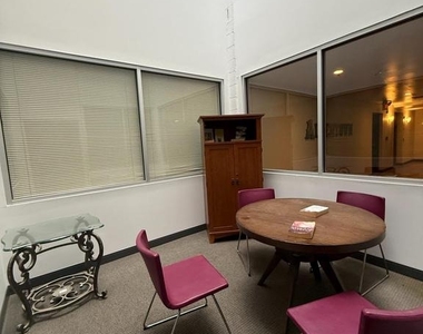 128 N N 8th Street - Photo Thumbnail 6