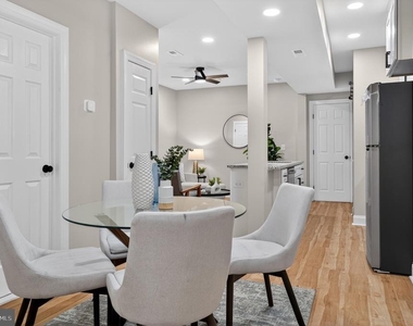 212 36th Street Ne - Photo Thumbnail 7