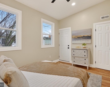 212 36th Street Ne - Photo Thumbnail 8