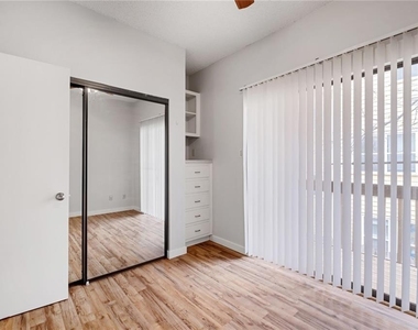 2210 Pearl St - Photo Thumbnail 11