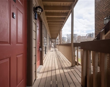2210 Pearl St - Photo Thumbnail 13