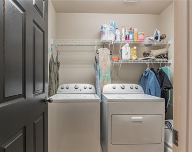 403 Rosedale Blvd - Photo Thumbnail 26