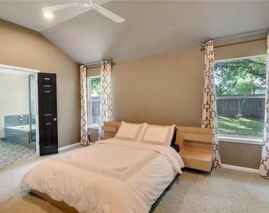 403 Rosedale Blvd - Photo Thumbnail 15