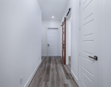 68 Fairway Drive - Photo Thumbnail 6