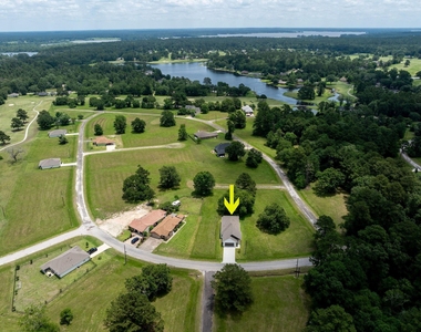 68 Fairway Drive - Photo Thumbnail 46