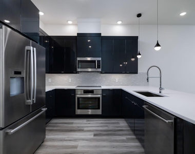 68 Fairway Drive - Photo Thumbnail 17