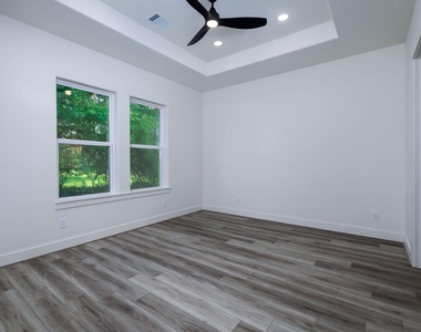 68 Fairway Drive - Photo Thumbnail 23