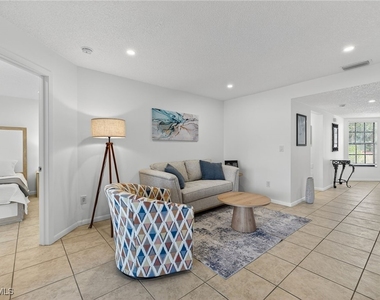 17220 Terraverde Circle - Photo Thumbnail 5