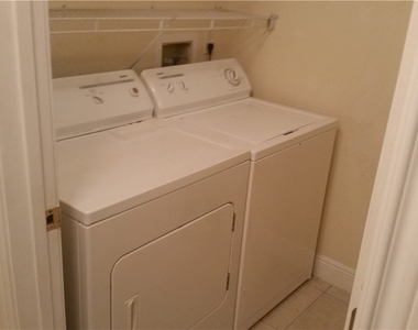 3421 Winkler Avenue - Photo Thumbnail 16