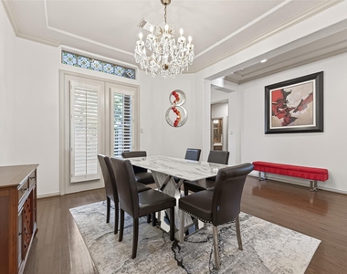 7211 Spring Meadow Lane - Photo Thumbnail 8