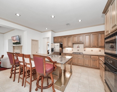 7211 Spring Meadow Lane - Photo Thumbnail 17