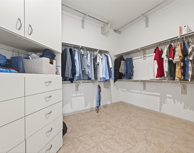 7211 Spring Meadow Lane - Photo Thumbnail 24