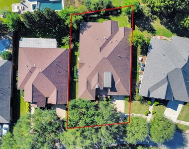 7211 Spring Meadow Lane - Photo Thumbnail 42