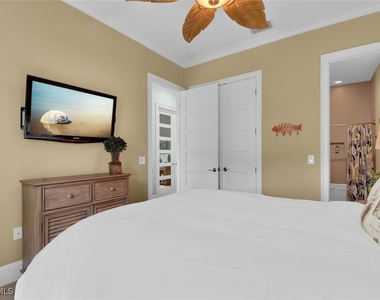 6561 Dominica Drive - Photo Thumbnail 23