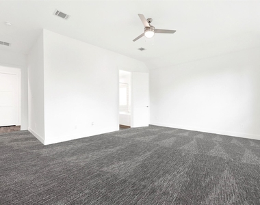 153 Aurora Springs Drive - Photo Thumbnail 24