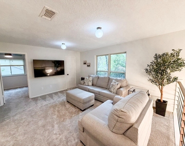 29 Pinewood Forest Court - Photo Thumbnail 27
