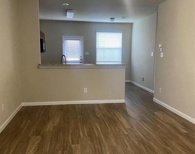 18614 Cooper Ravine Way - Photo Thumbnail 3