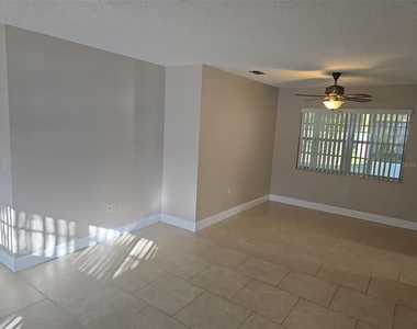 7251 Mcginnes Court - Photo Thumbnail 5