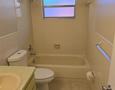 7251 Mcginnes Court - Photo Thumbnail 20