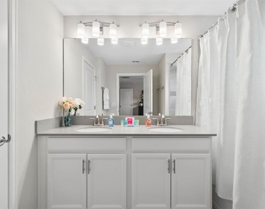 900 Pebble Beach Drive - Photo Thumbnail 16
