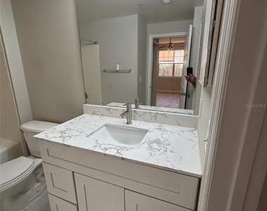 10831 Windsor Walk Drive - Photo Thumbnail 9