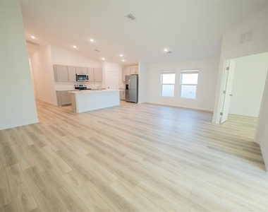 4124 River Beacon Boulevard - Photo Thumbnail 6