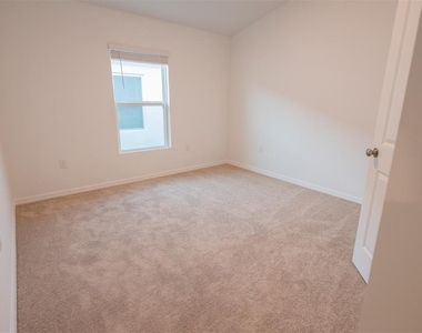 4124 River Beacon Boulevard - Photo Thumbnail 17