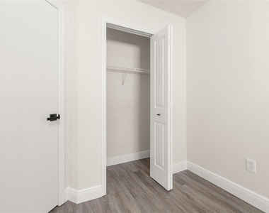 142 Mango Drive - Photo Thumbnail 22