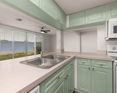 142 Mango Drive - Photo Thumbnail 9