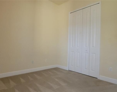 1028 Kilkenny Lane - Photo Thumbnail 21
