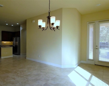 1028 Kilkenny Lane - Photo Thumbnail 12