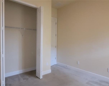 1028 Kilkenny Lane - Photo Thumbnail 22