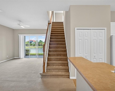 1312 Hansberry Lane - Photo Thumbnail 9