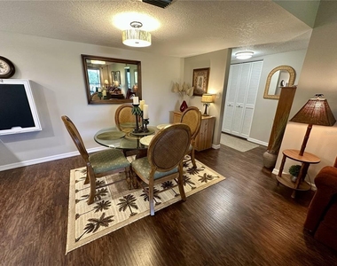 6116 43rd Street W - Photo Thumbnail 3