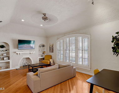 1104 Madeline Drive - Photo Thumbnail 6