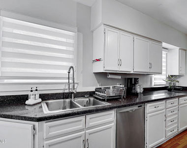 1104 Madeline Drive - Photo Thumbnail 18