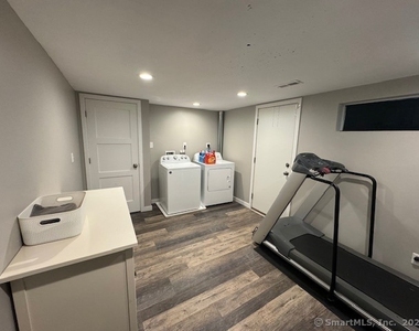 72 Ocean View Street - Photo Thumbnail 13