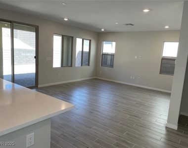 145 Medianoche Street - Photo Thumbnail 4