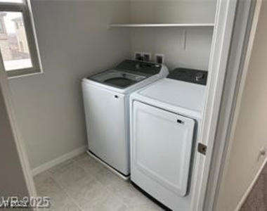 145 Medianoche Street - Photo Thumbnail 8