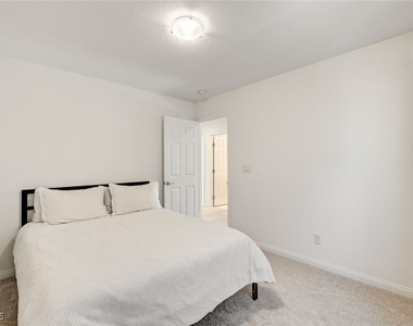 6328 Rock Stream Lane - Photo Thumbnail 35
